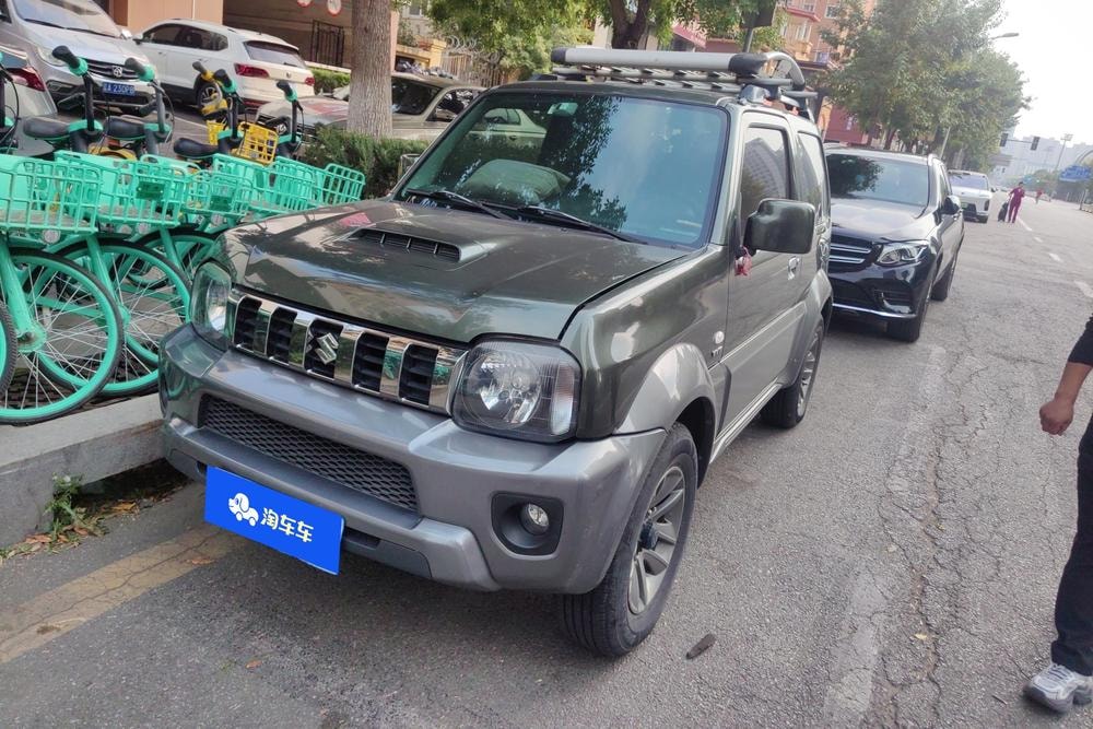 Suzuki Jimny (Import) 2012 — фото автомобиля 1