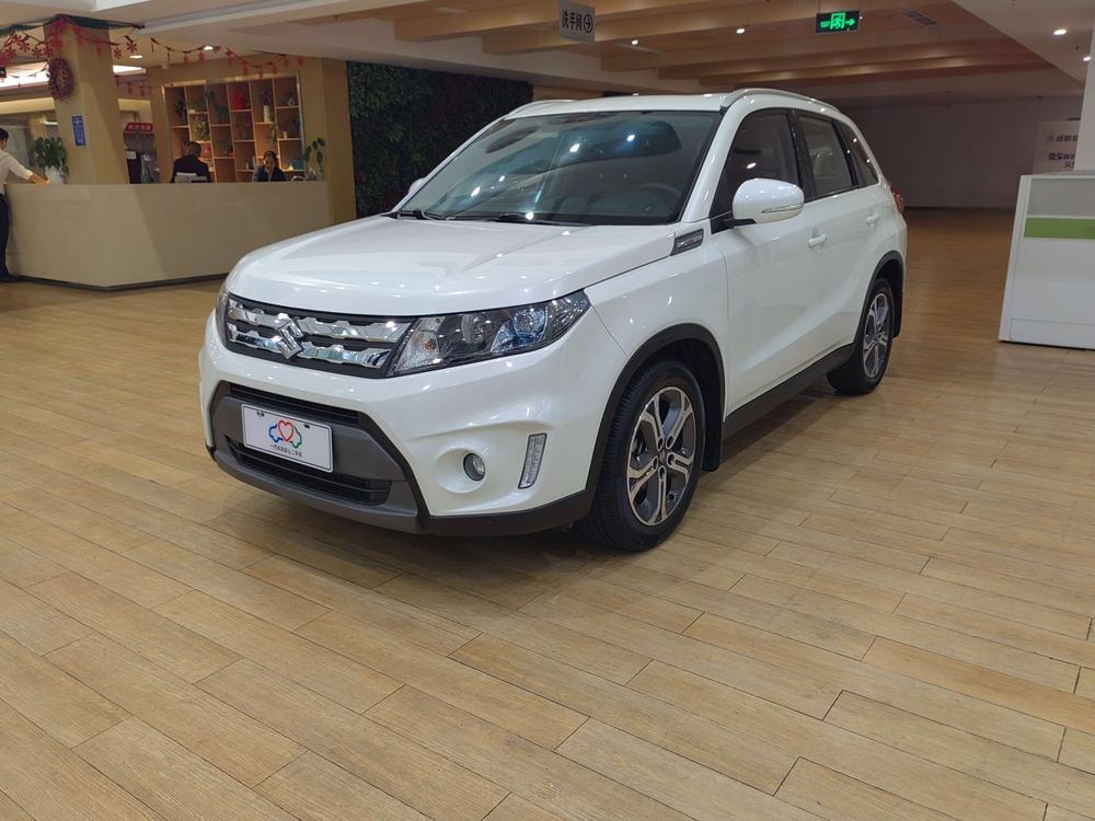 Suzuki Vitara 2016 — фото автомобиля