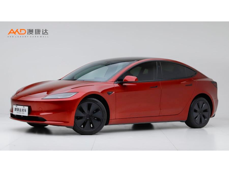 Tesla Model 3 2025 — фото автомобиля