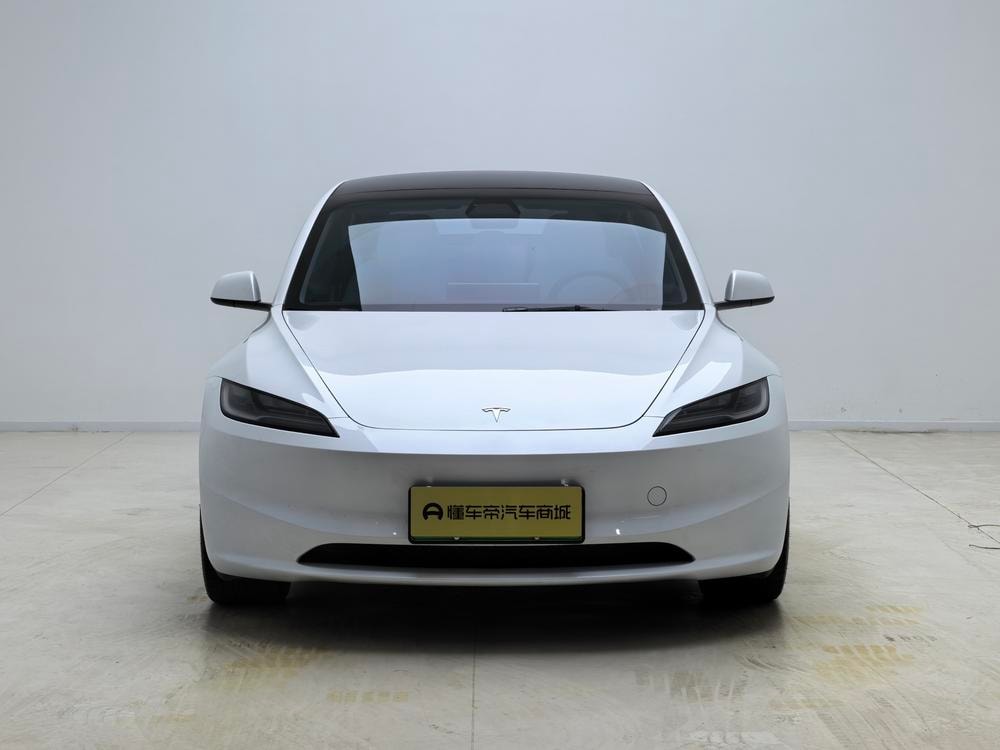 Tesla Model 3 2023 — фото автомобиля