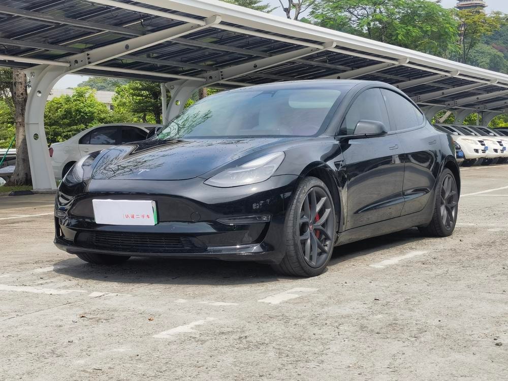 Tesla Model 3 2021 — фото автомобиля