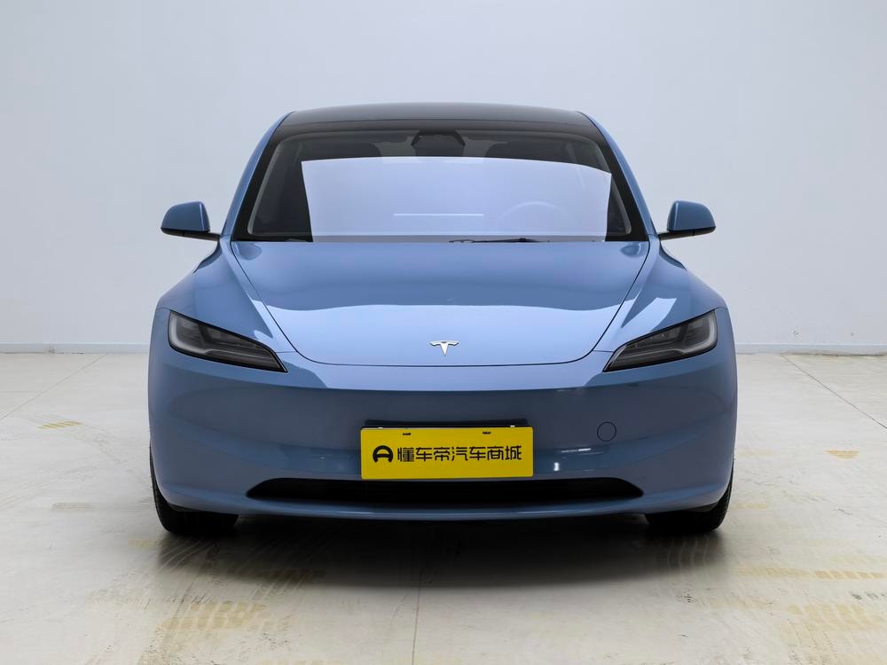 Tesla Model 3 2023 — фото автомобиля
