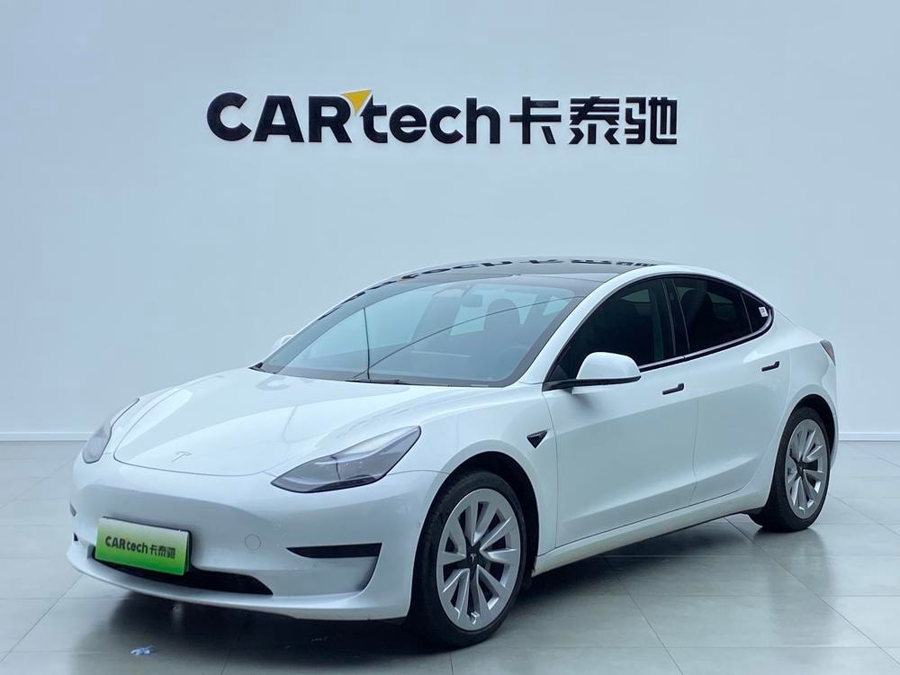 Tesla Model 3 2022 — фото автомобиля
