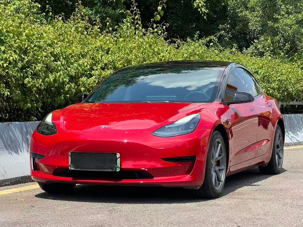 Tesla Model 3 2022 — фото автомобиля