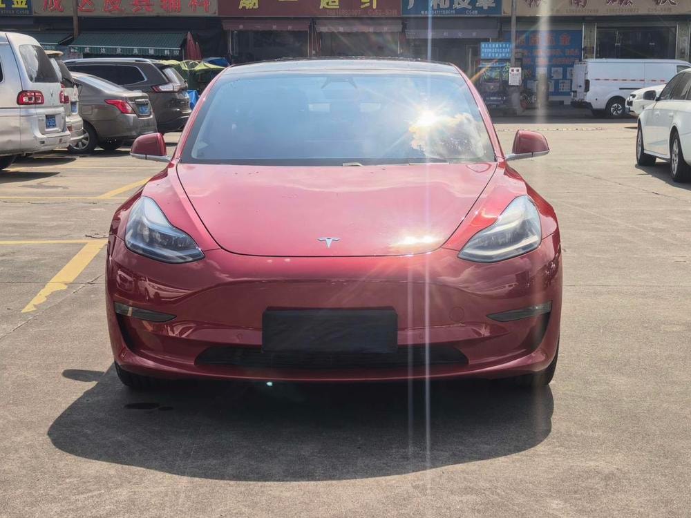 Tesla Model 3 2020 — фото автомобиля