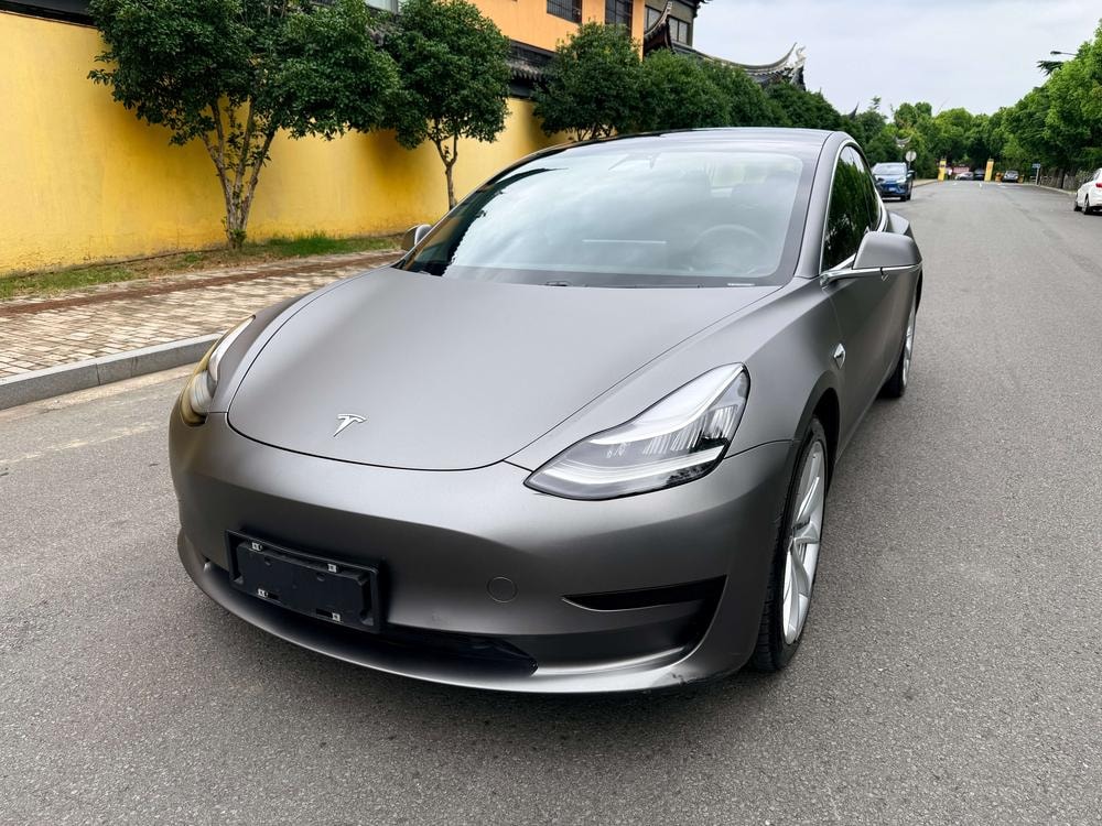 Tesla Model 3 2021 — фото автомобиля 1