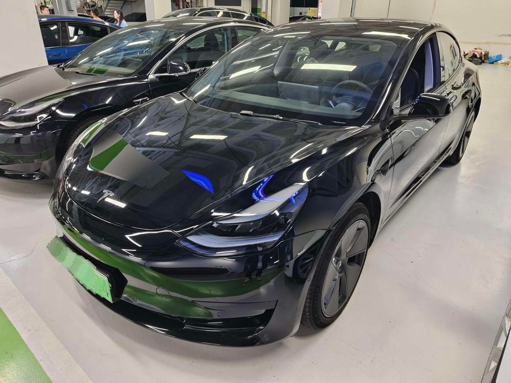 Tesla Model 3 2022 — фото автомобиля 1