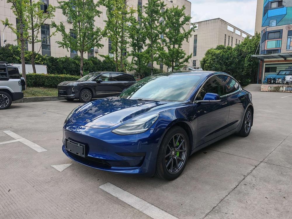 Tesla Model 3 2020 — фото автомобиля