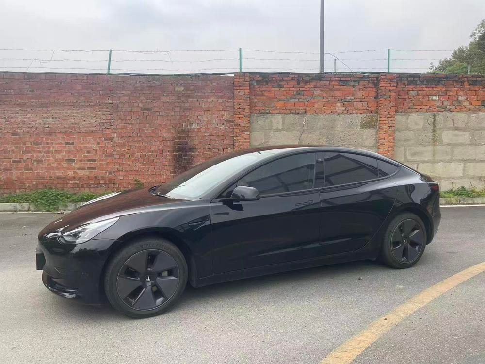 Tesla Model 3 2021 — фото автомобиля