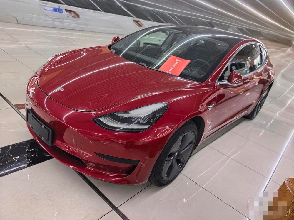 Tesla Model 3 2020 — фото автомобиля