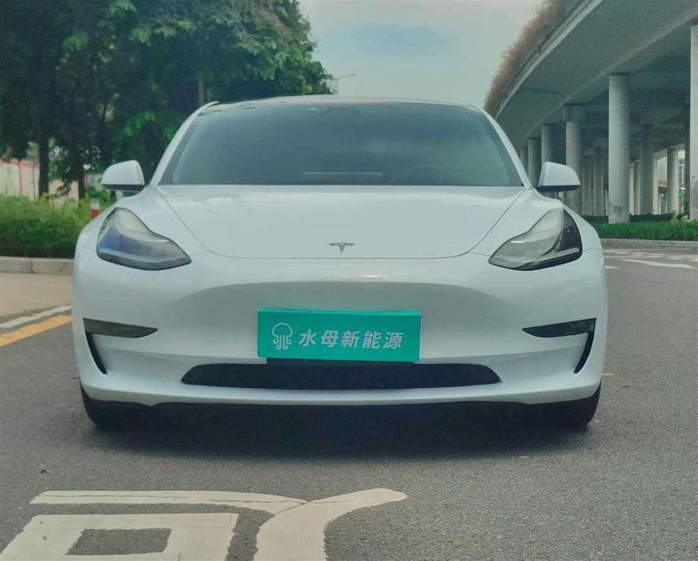 Tesla Model 3 2020 — фото автомобиля