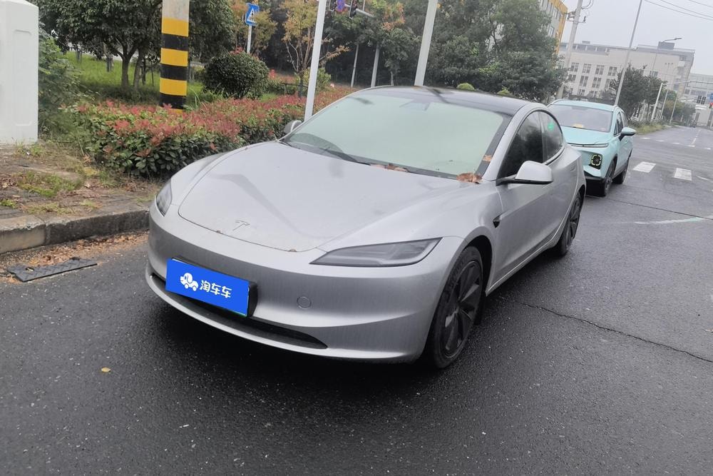 Tesla Model 3 2023 — фото автомобиля