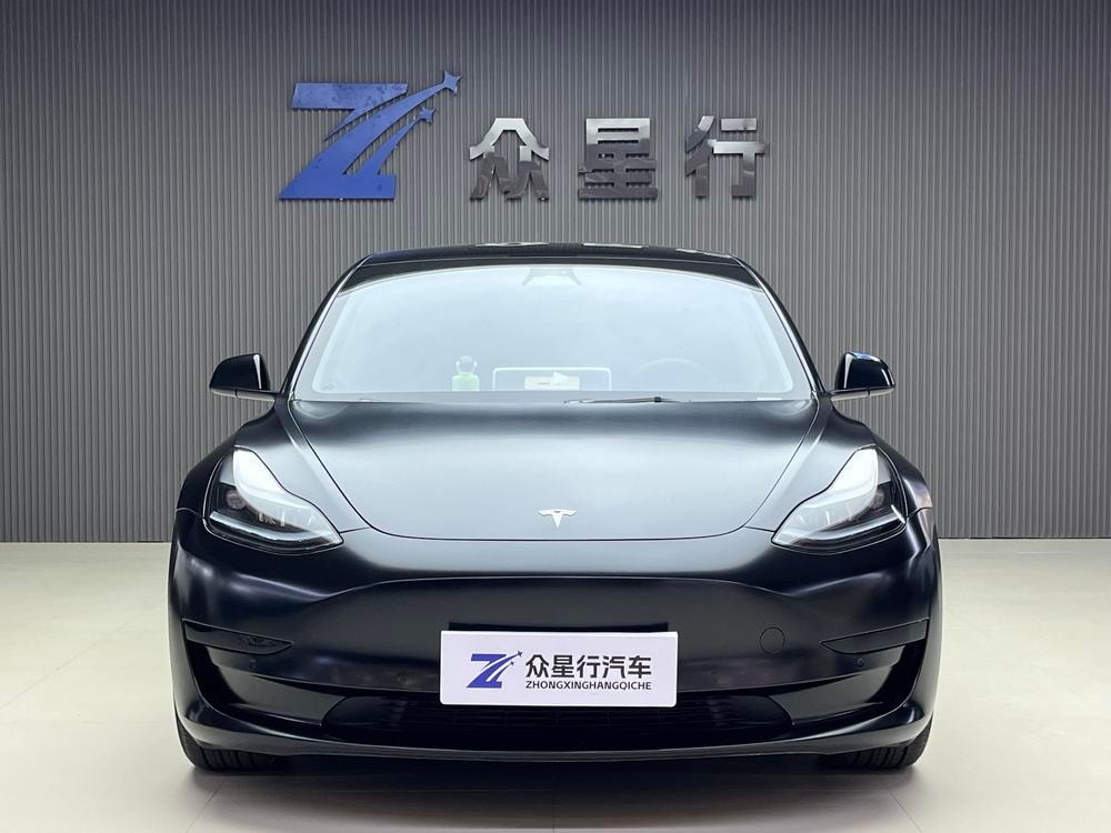 Tesla Model 3 2022 — фото автомобиля