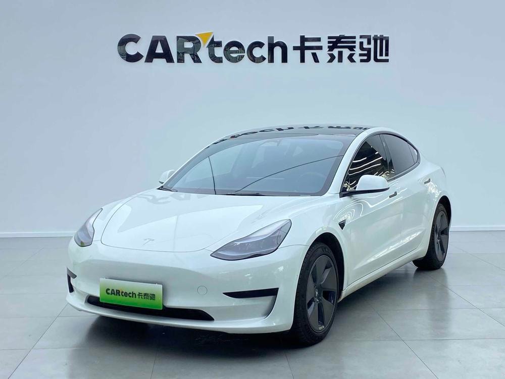 Tesla Model 3 2022 — фото автомобиля