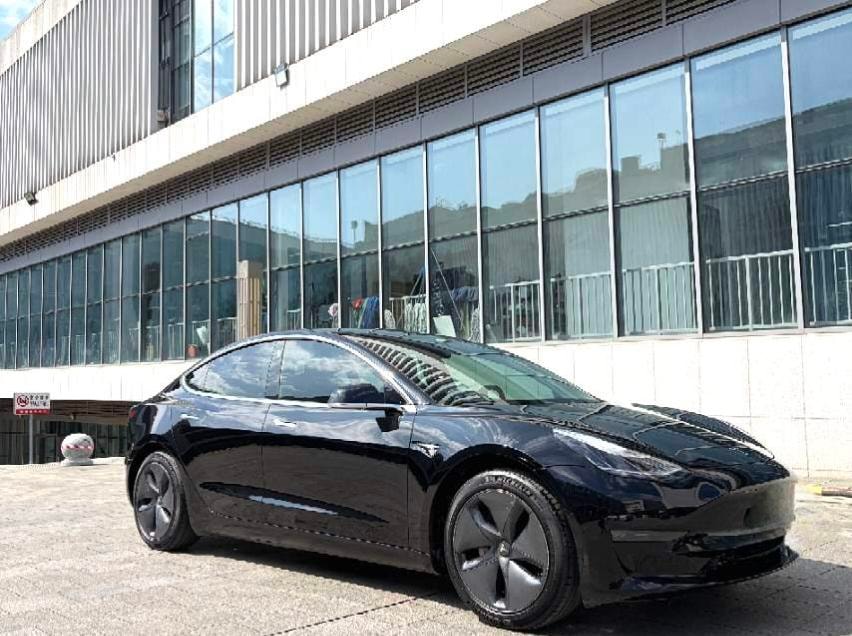 Tesla Model 3 2020 — фото автомобиля