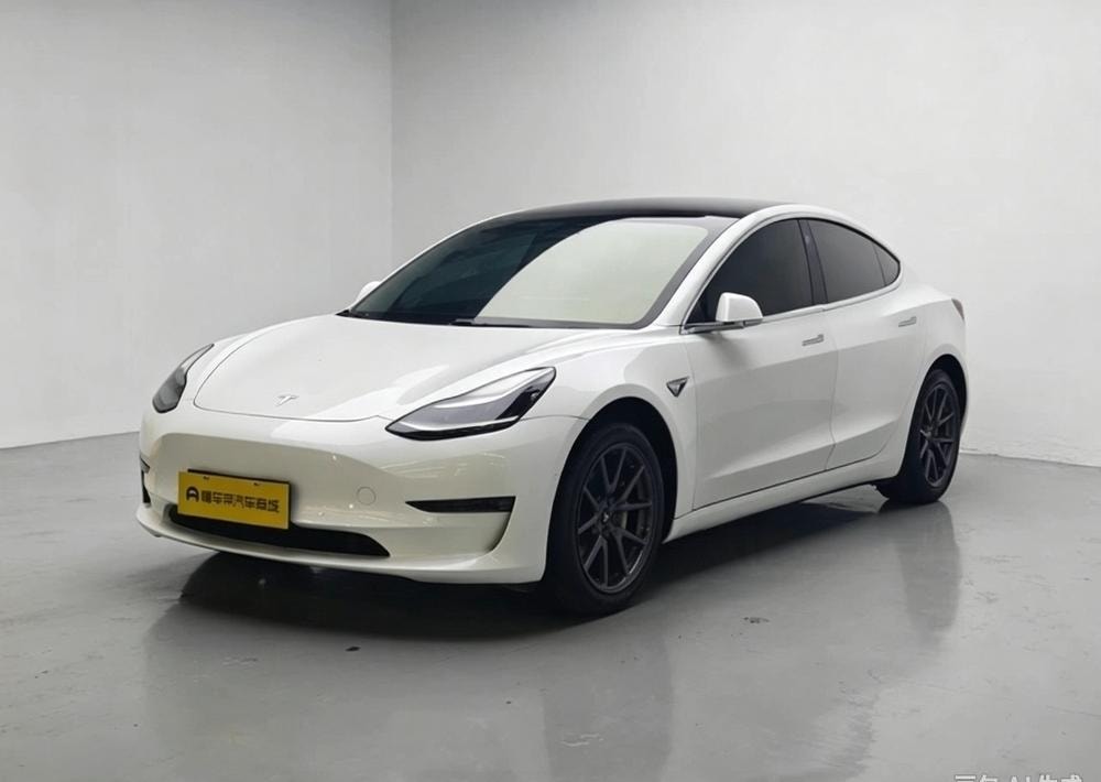 Tesla Model 3 (Import) 2019 — фото автомобиля