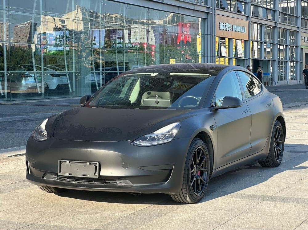 Tesla Model 3 (Import) 2019 — фото автомобиля