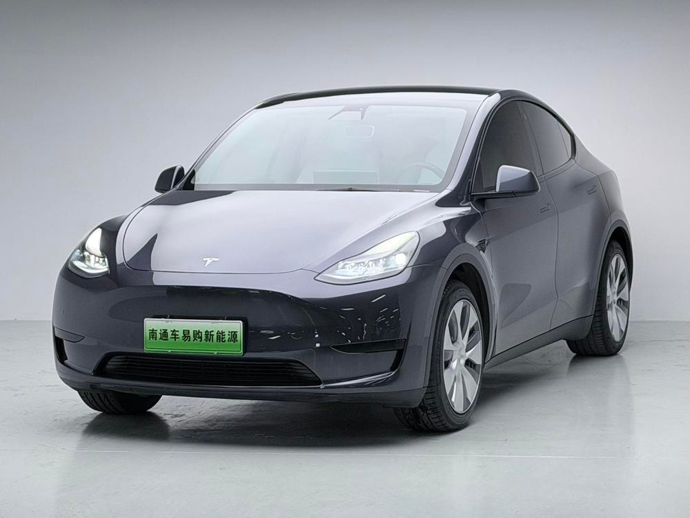 Tesla Model Y 2022 — фото автомобиля