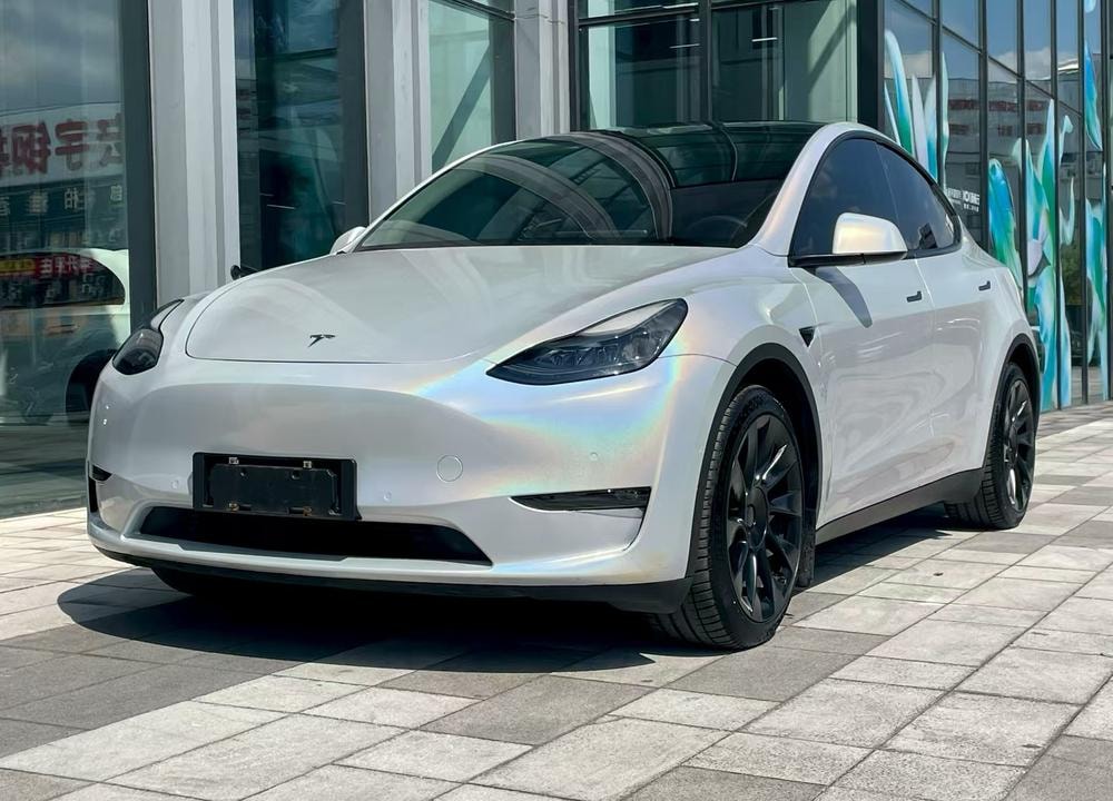 Tesla Model Y 2021 — фото автомобиля 1