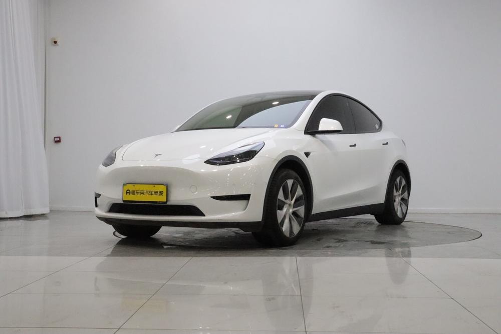 Tesla Model Y 2022 — фото автомобиля