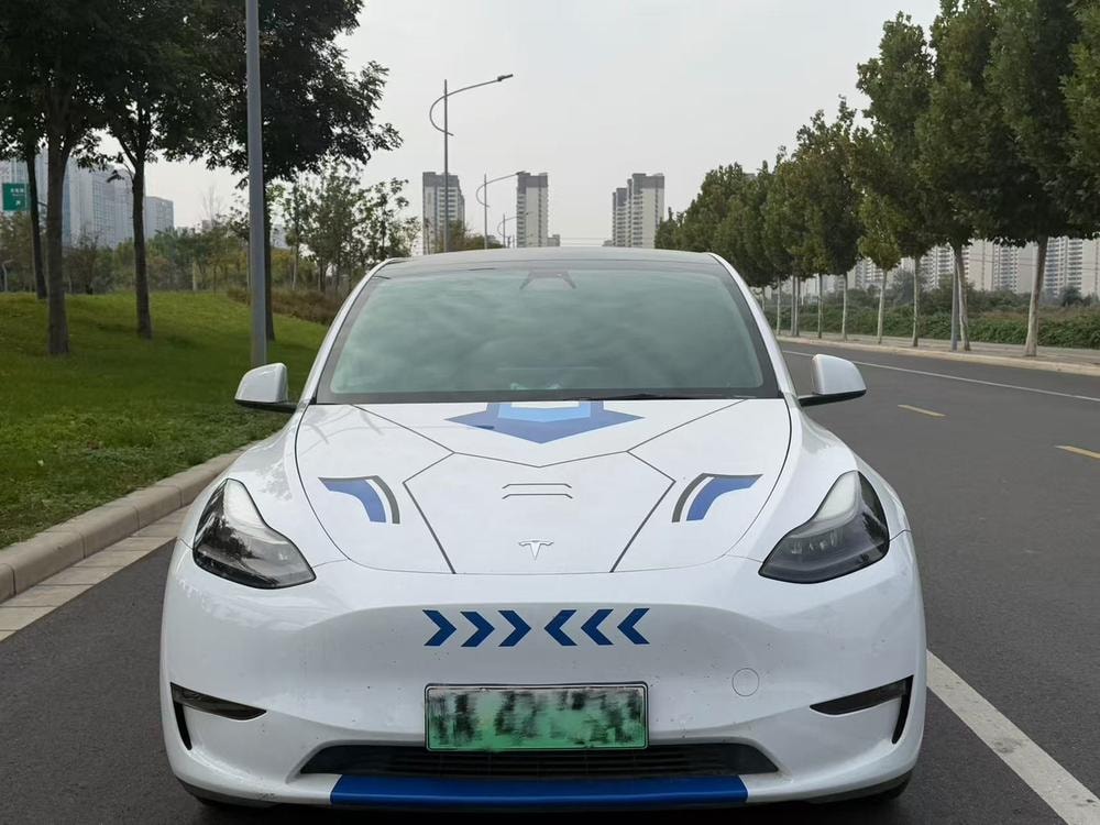 Tesla Model Y 2021 — фото автомобиля