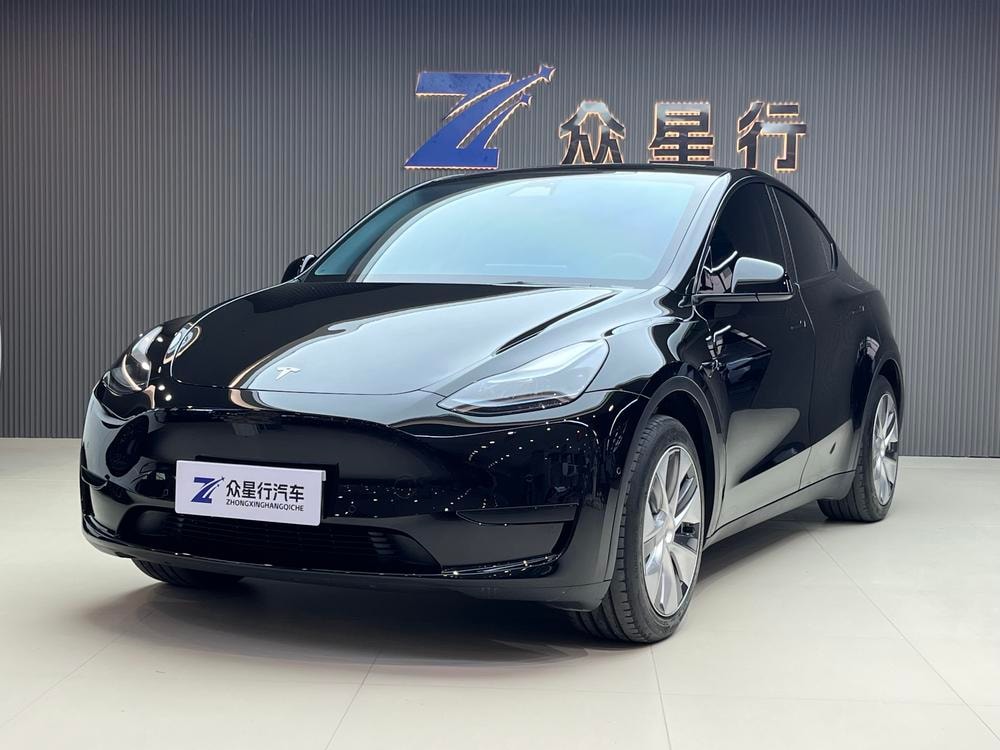 Tesla Model Y 2022 — фото автомобиля