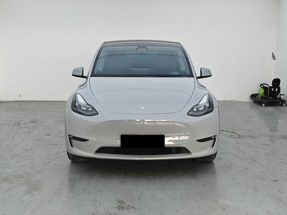 Tesla Model Y 2021 — фото автомобиля
