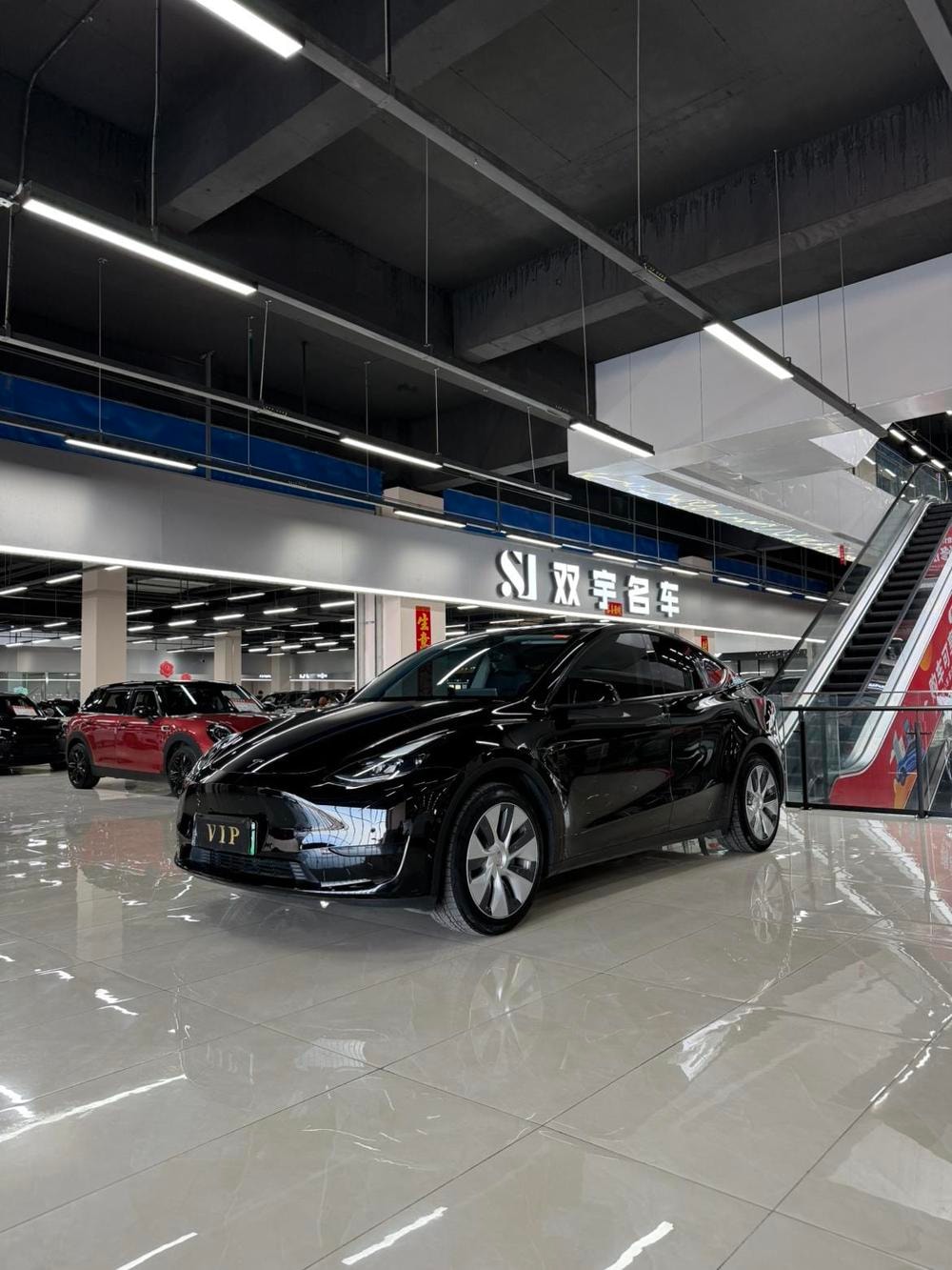 Tesla Model Y 2022 — фото автомобиля