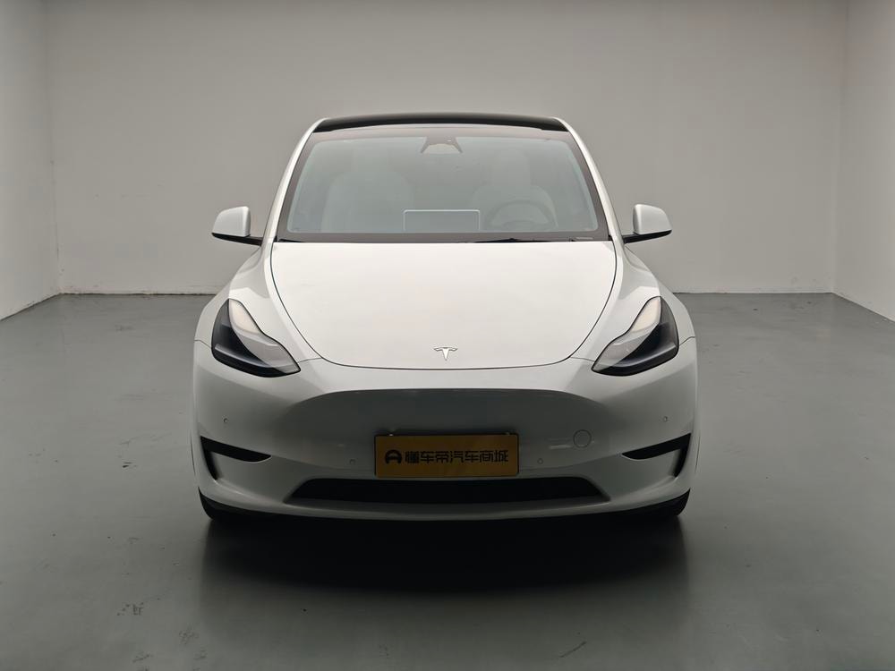Tesla Model Y 2022 — фото автомобиля