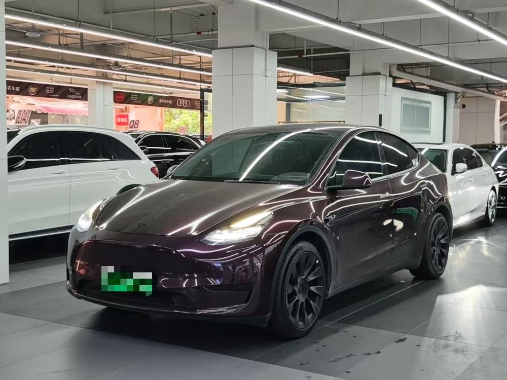 Tesla Model Y 2022 — фото автомобиля