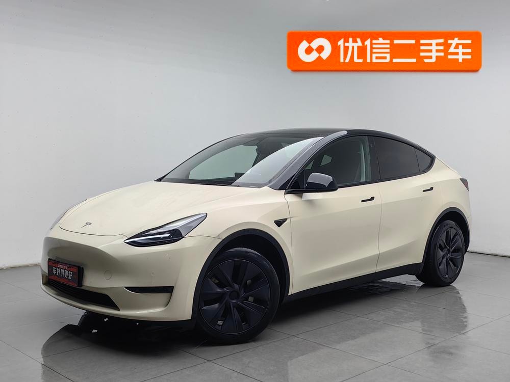 Tesla Model Y 2023 — фото автомобиля