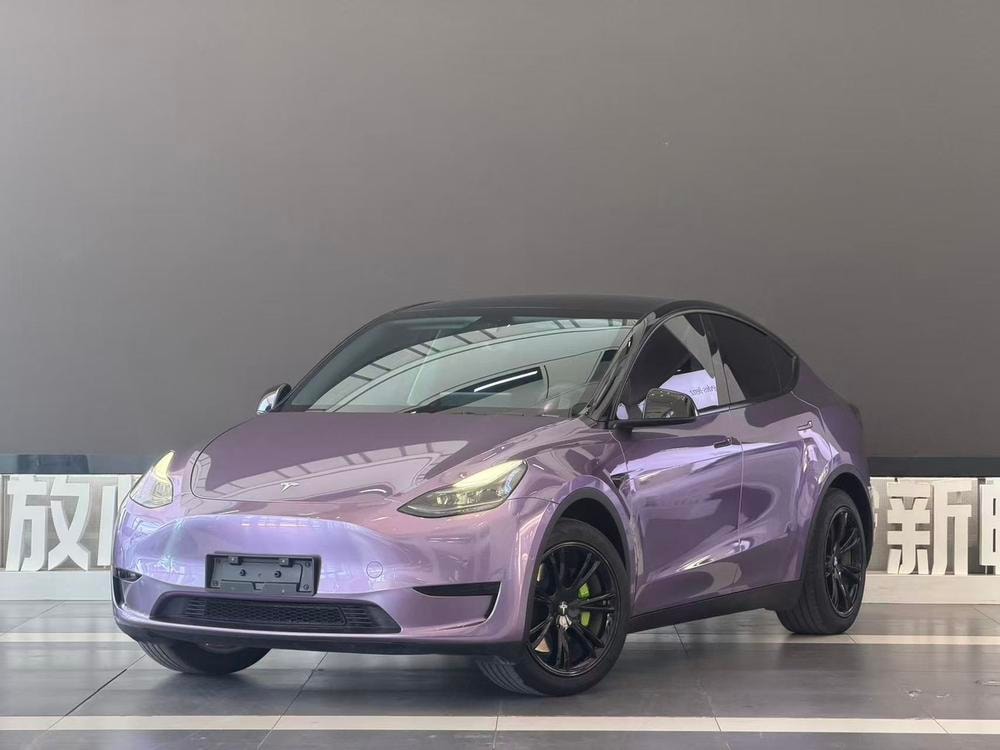 Tesla Model Y 2022 — фото автомобиля 1