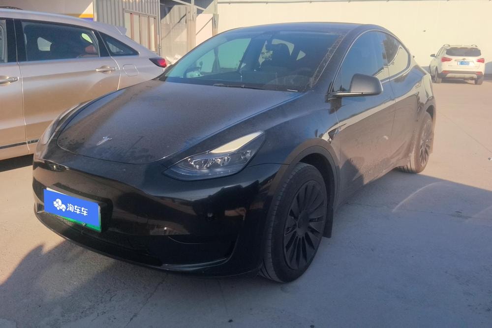 Tesla Model Y 2022 — фото автомобиля 1