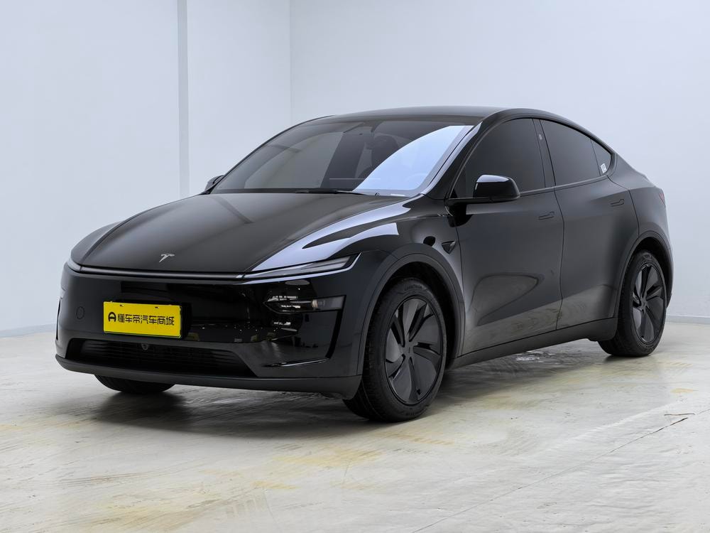 Tesla Model Y 2026 — фото автомобиля