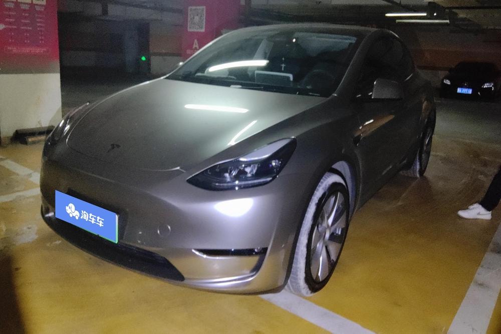 Tesla Model Y 2024 — фото автомобиля 1