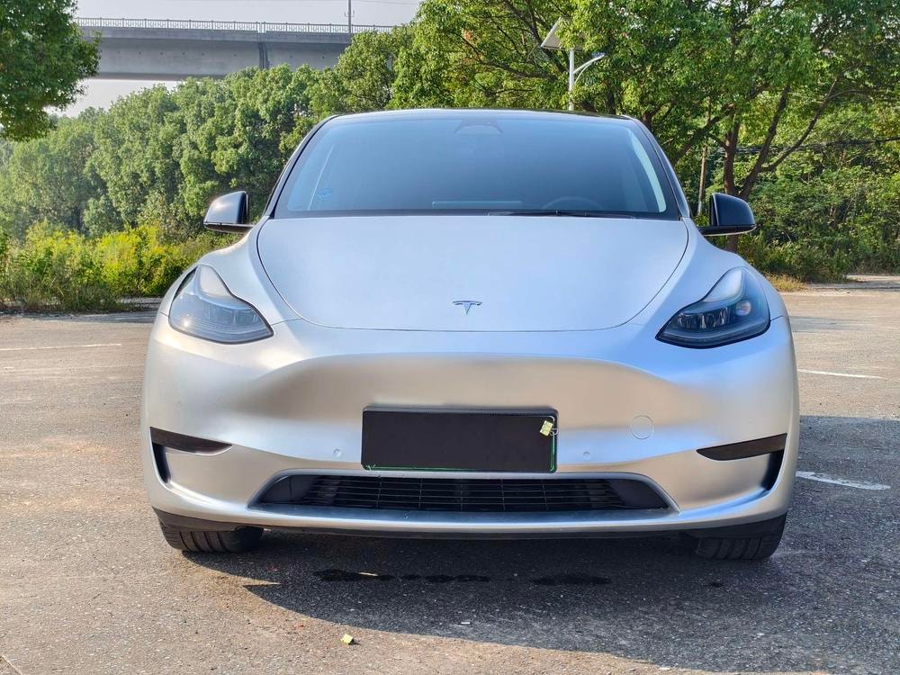 Tesla Model Y 2022 — фото автомобиля