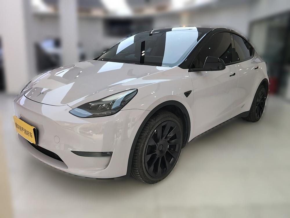 Tesla Model Y 2022 — фото автомобиля