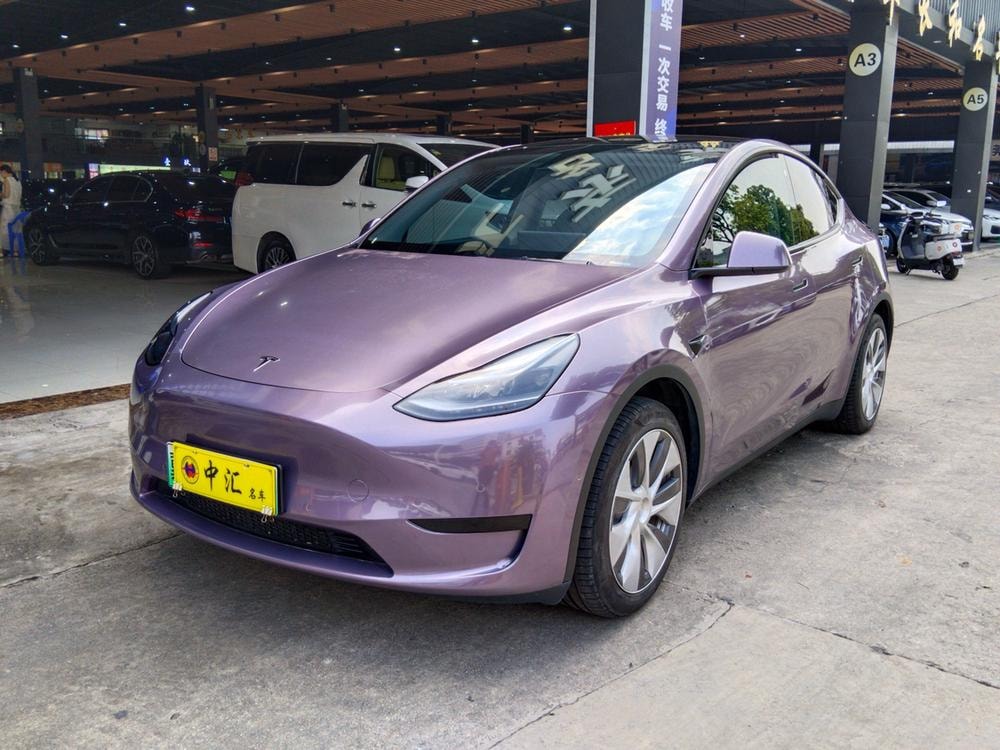 Tesla Model Y 2022 — фото автомобиля