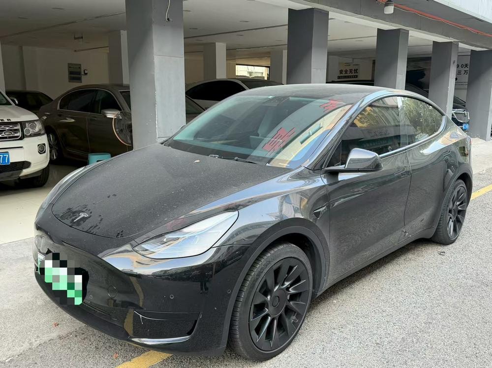 Tesla Model Y 2022 — фото автомобиля