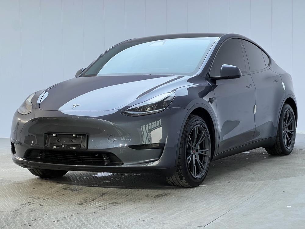 Tesla Model Y 2022 — фото автомобиля