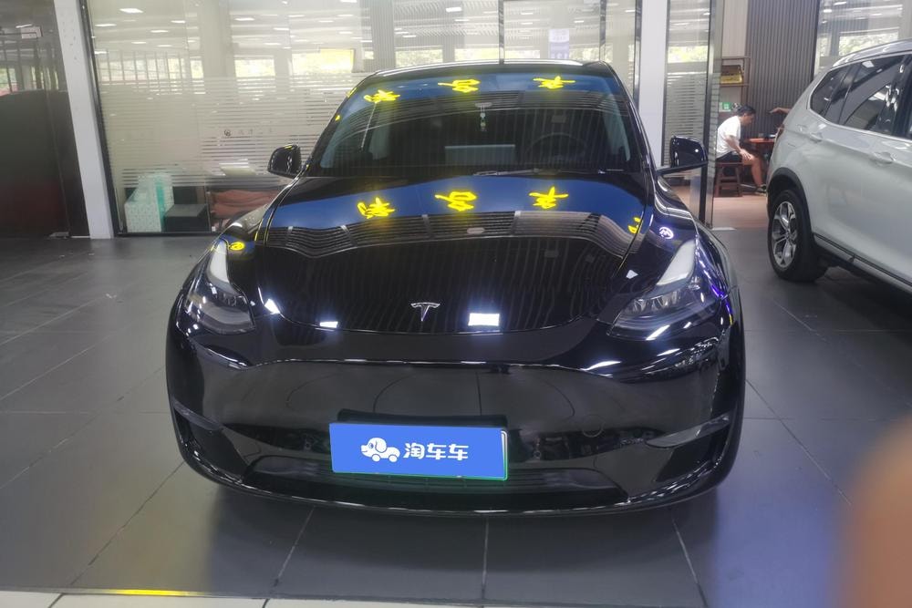 Tesla Model Y 2021 — фото автомобиля