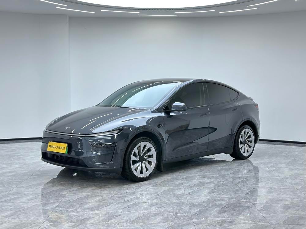 Tesla Model Y 2025 — фото автомобиля