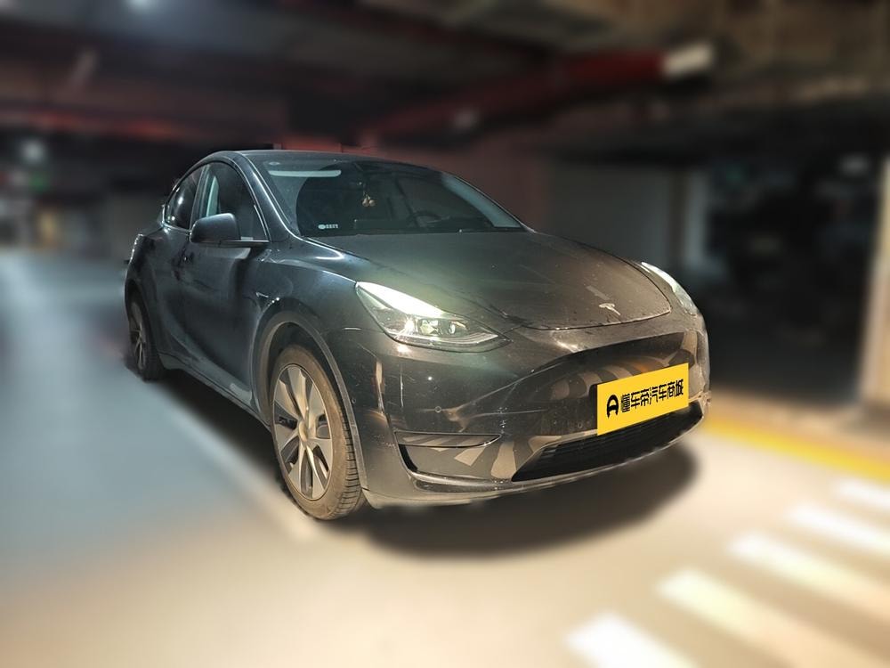 Tesla Model Y 2022 — фото автомобиля