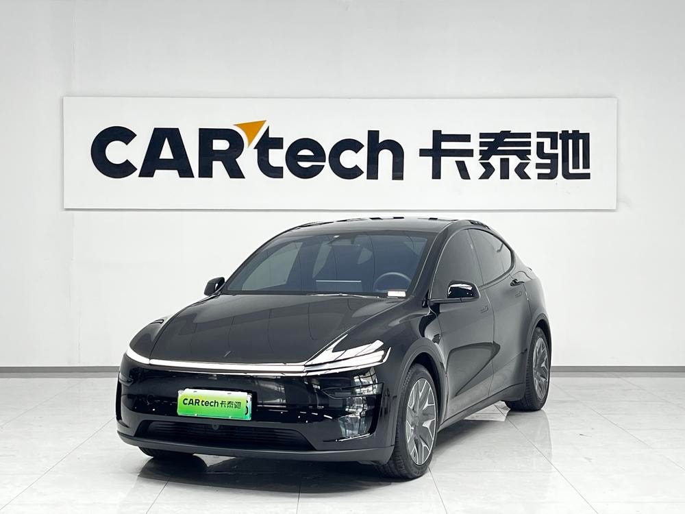 Tesla Model Y L 2025 — фото автомобиля