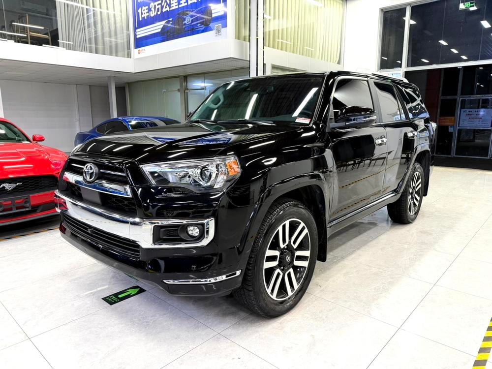 Toyota 4Runner 2022 — фото автомобиля