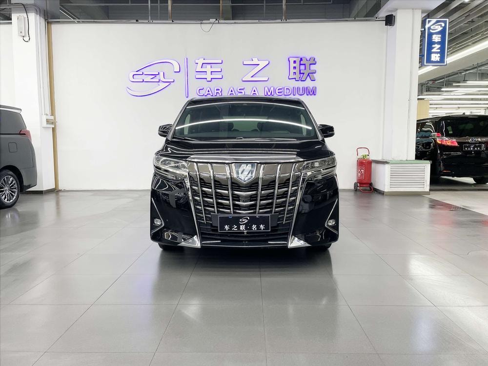 Toyota Alphard 2019 — фото автомобиля