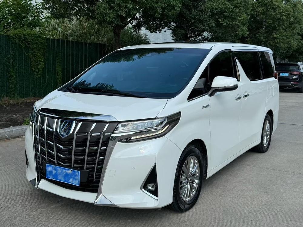 Toyota Alphard 2020 — фото автомобиля