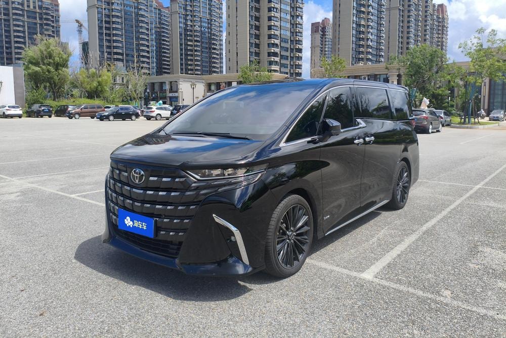 Toyota Alphard 2023 — фото автомобиля