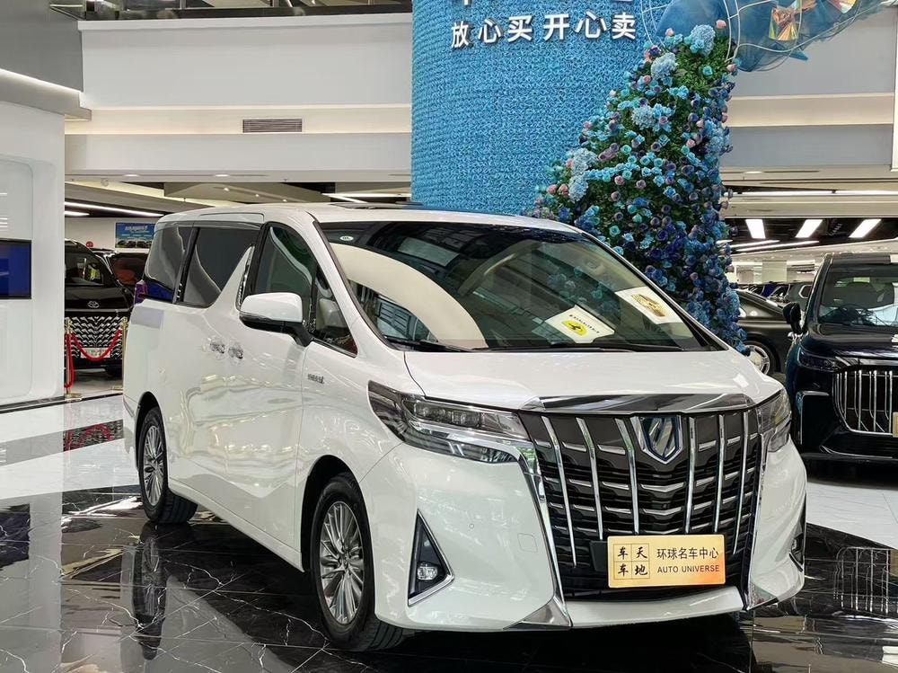 Toyota Alphard 2019 — фото автомобиля 1