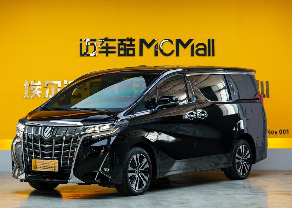 Toyota Alphard 2018 — фото автомобиля